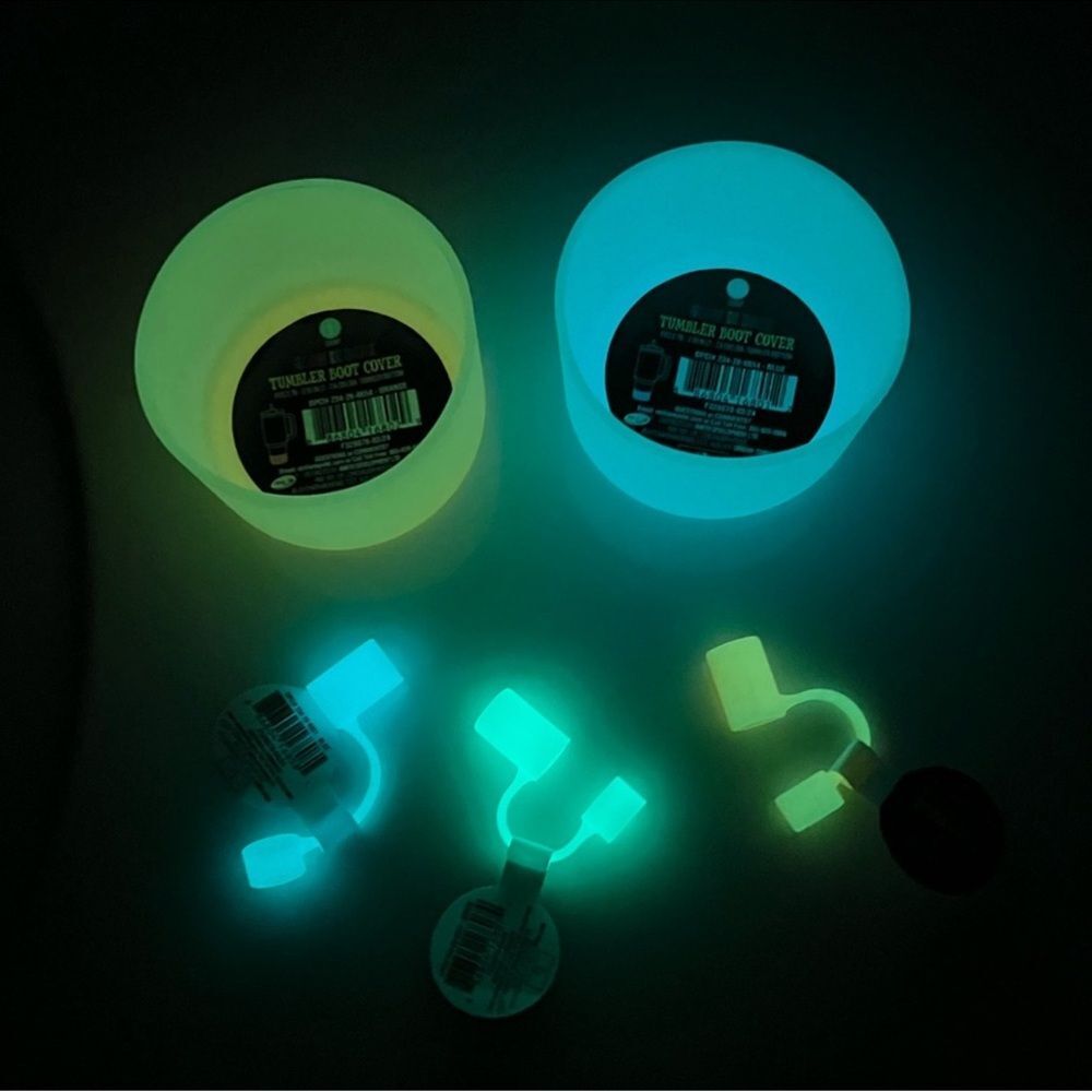 Glow‎ in the dark Tumbler boot cover
